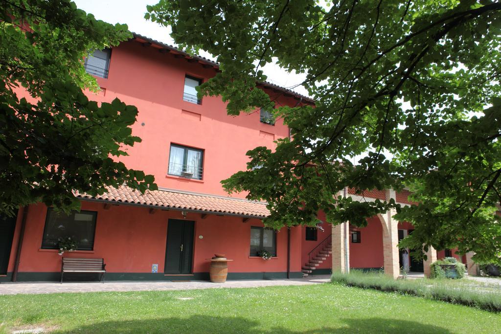 Agriturismo Isola Augusta Palazzolo dello Stella Exterior photo